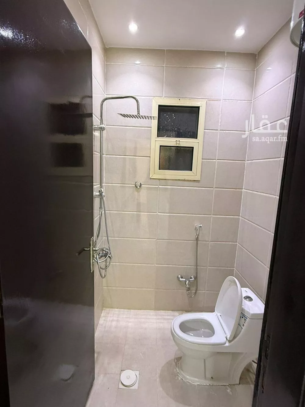 شقة 2 غرف في القادسية 10