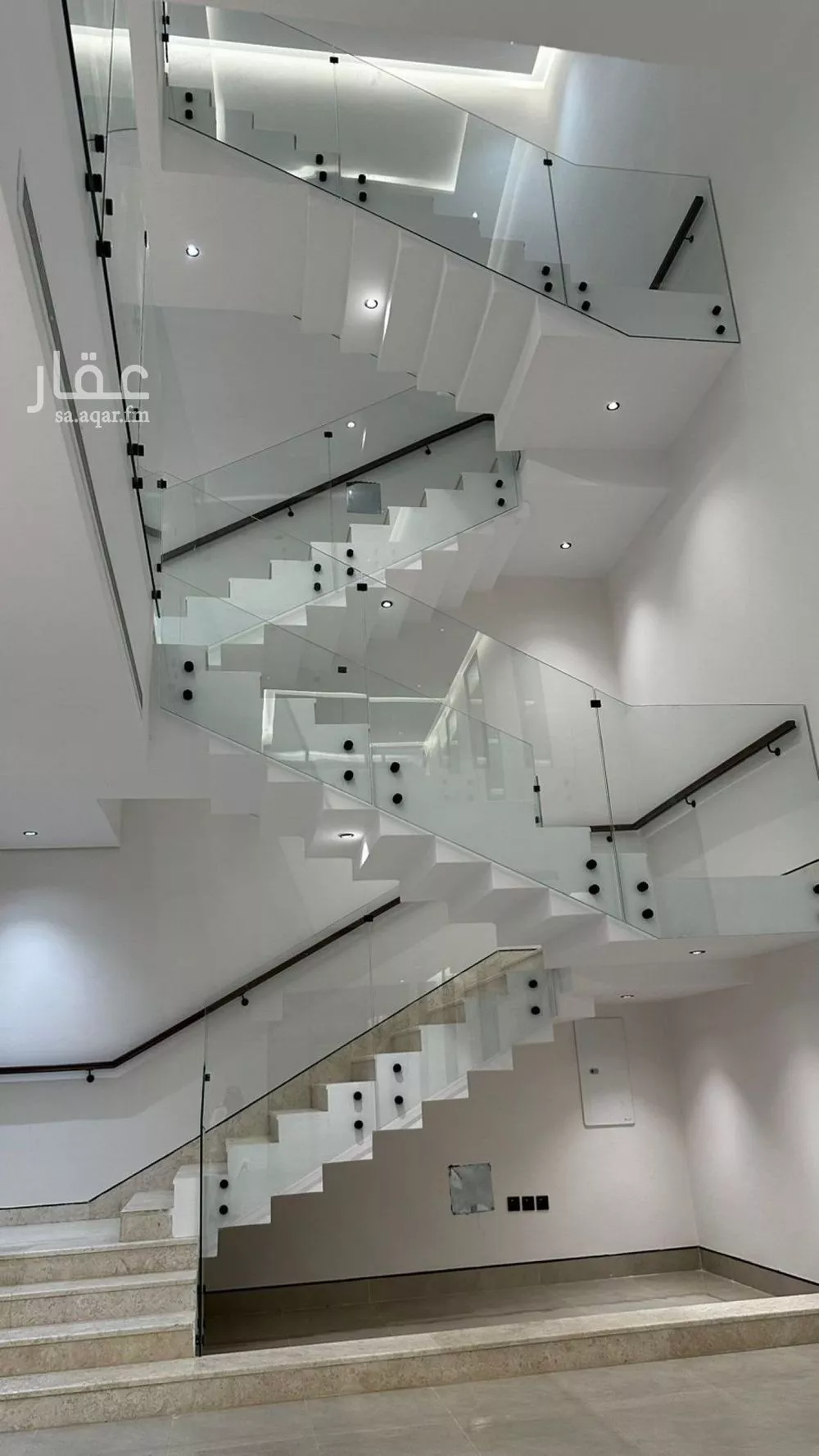 5 bedroom villa in Al Mahdiyyah 10