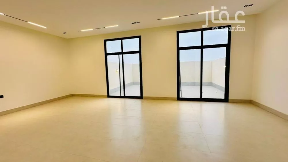 فيلا 13 غرف في النرجس 11