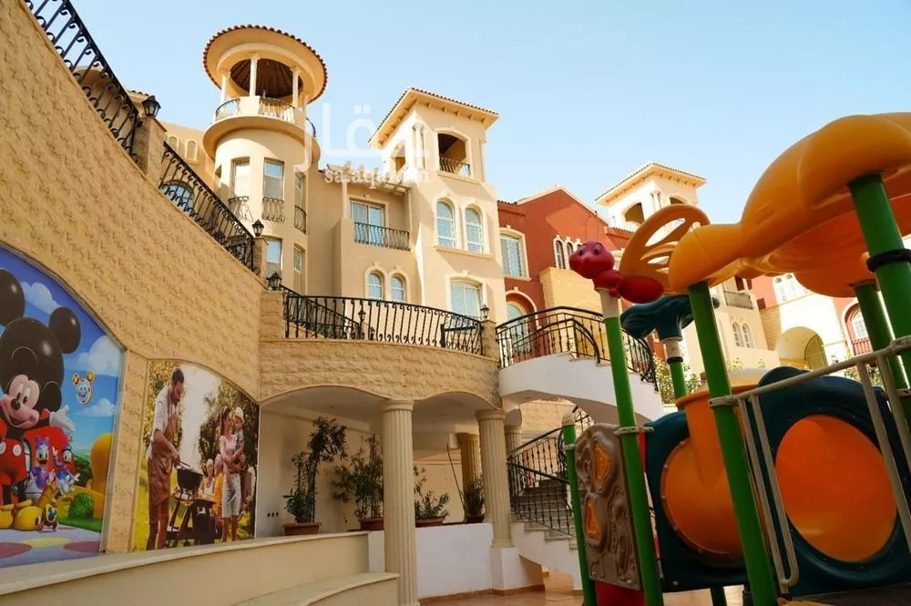 3 bedroom apartment in Dhahrat Laban 17