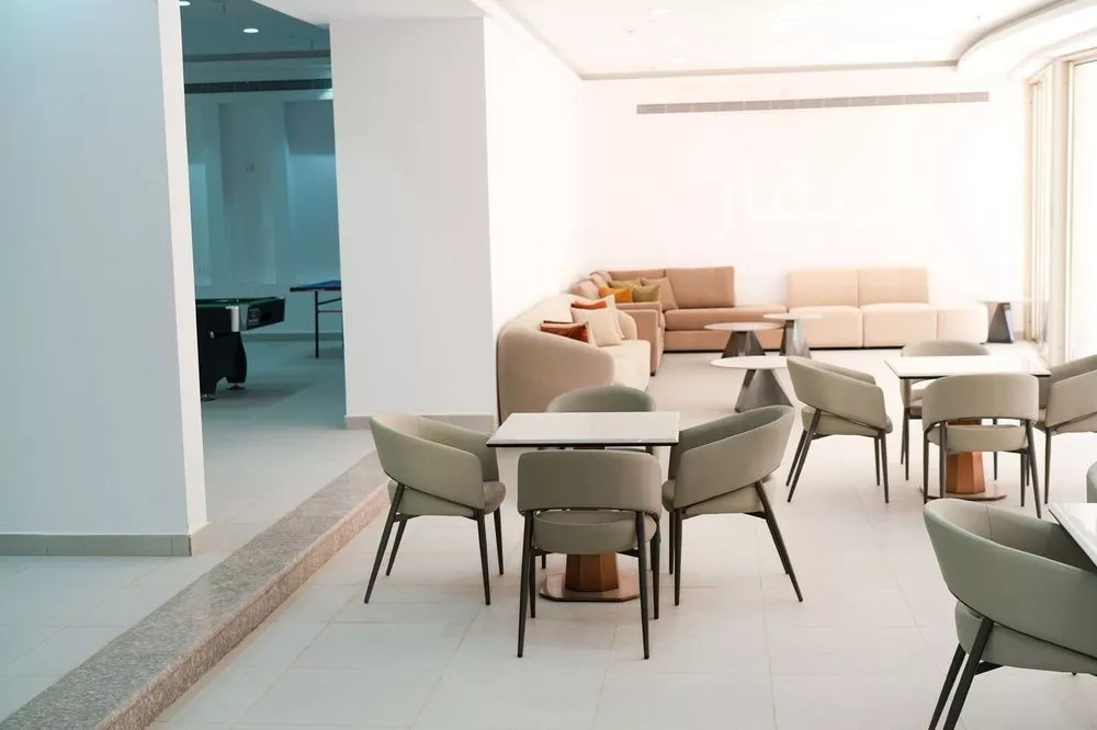 3 bedroom apartment in Dhahrat Laban 9