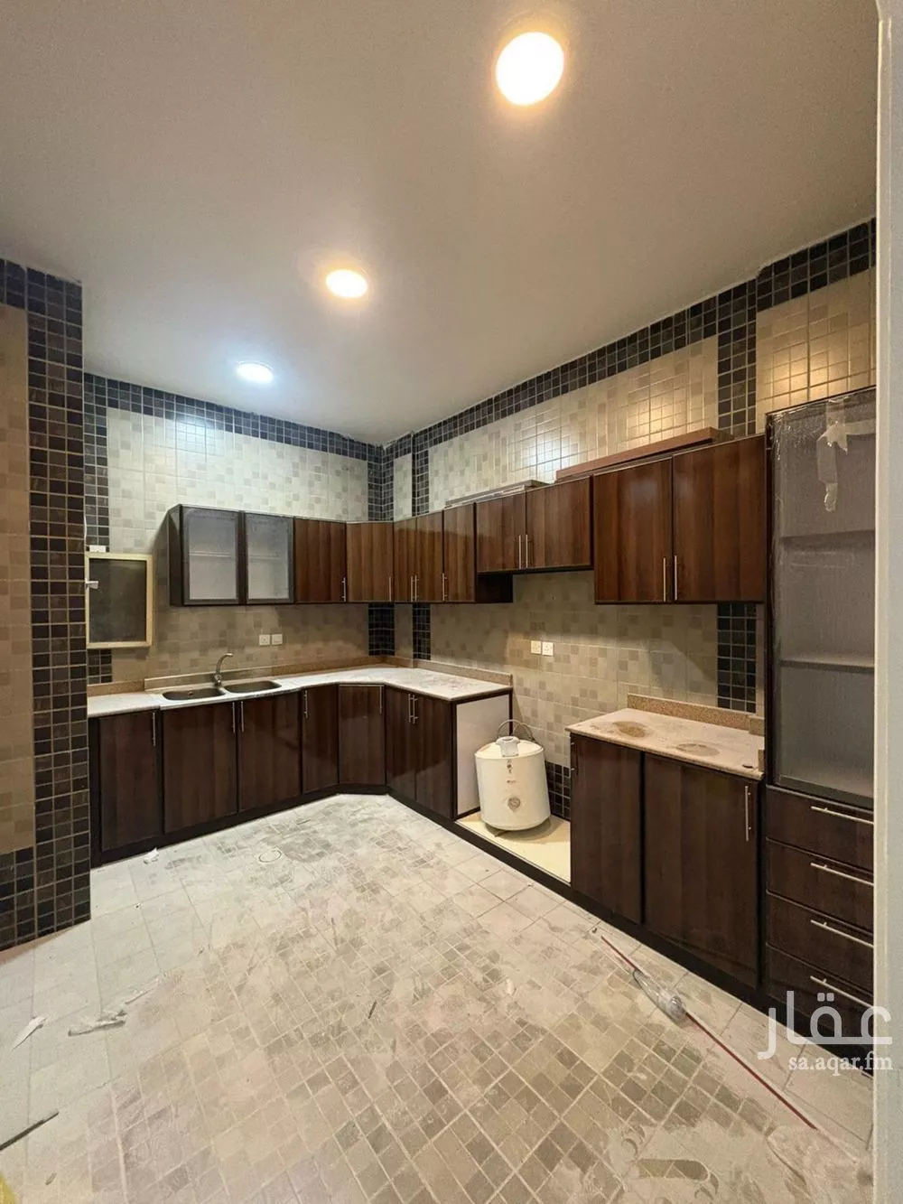 3 bedroom apartment in Al Aqiq 4