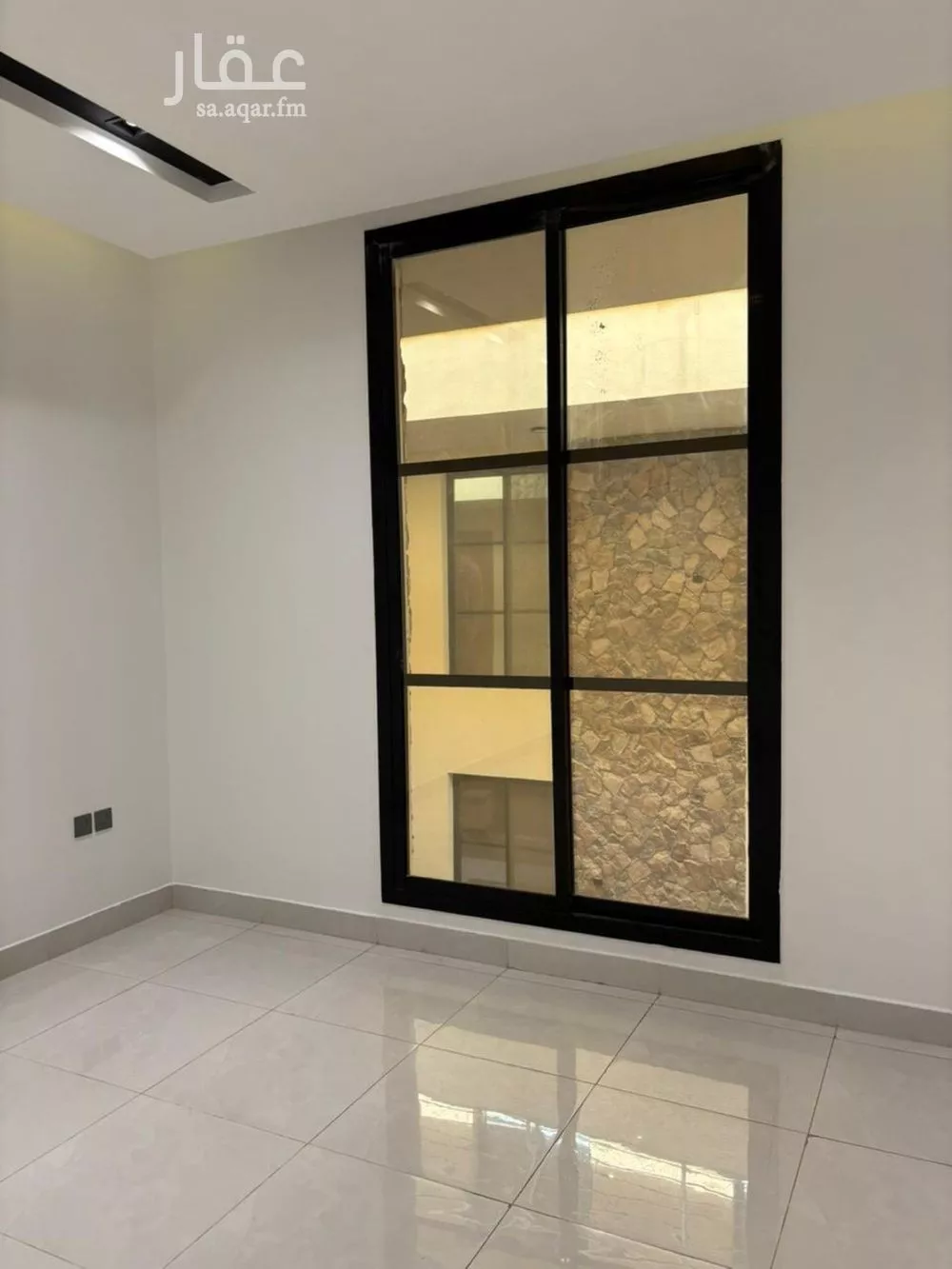 شقة 5 غرف في العارض 4