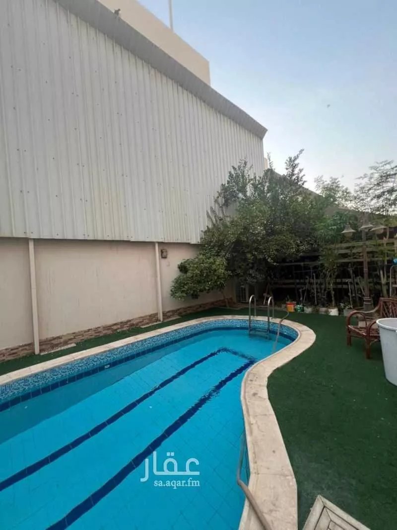 فيلا 12 غرف في النعيم 13