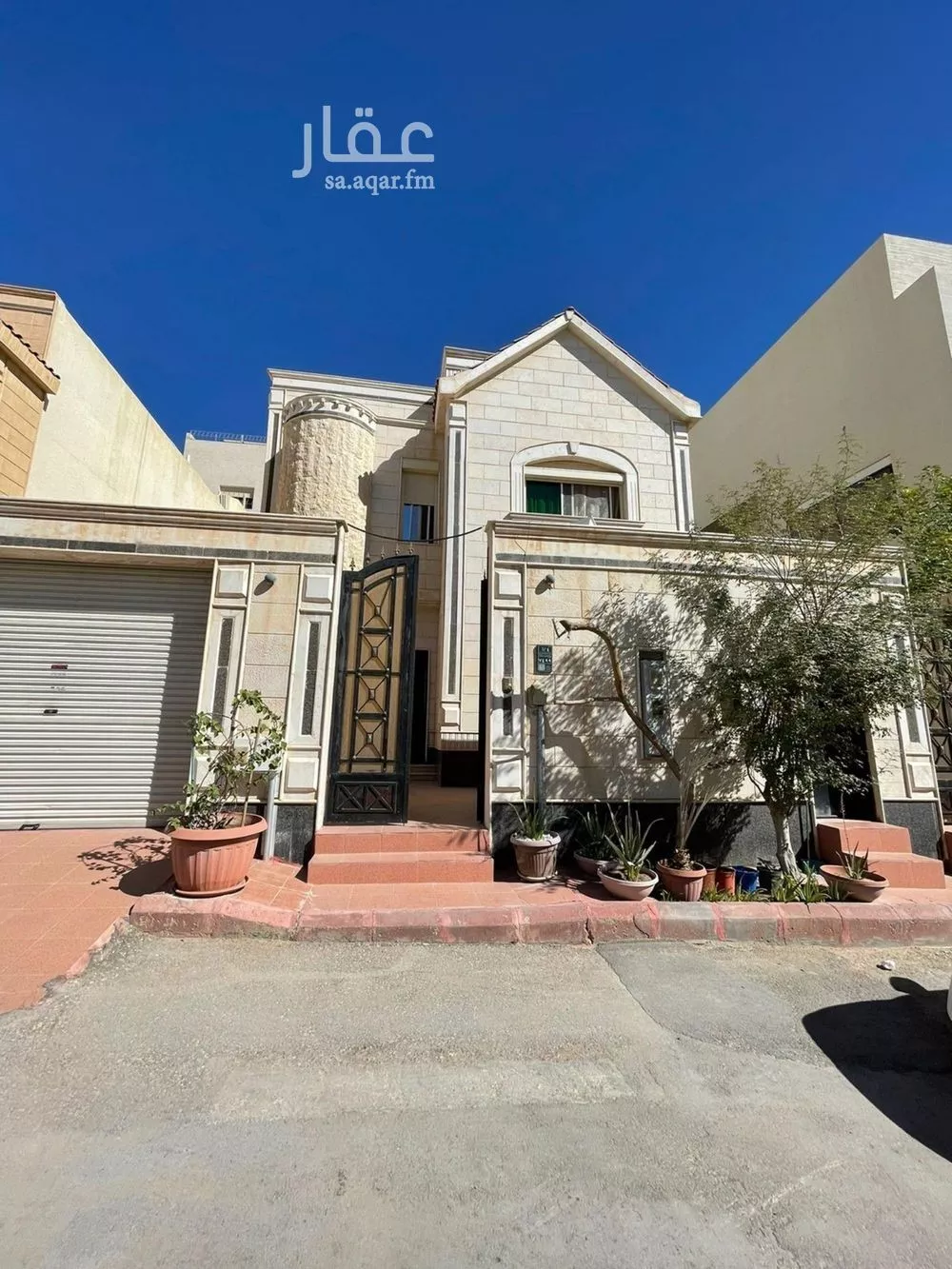 فيلا 5 غرف في التعاون 6