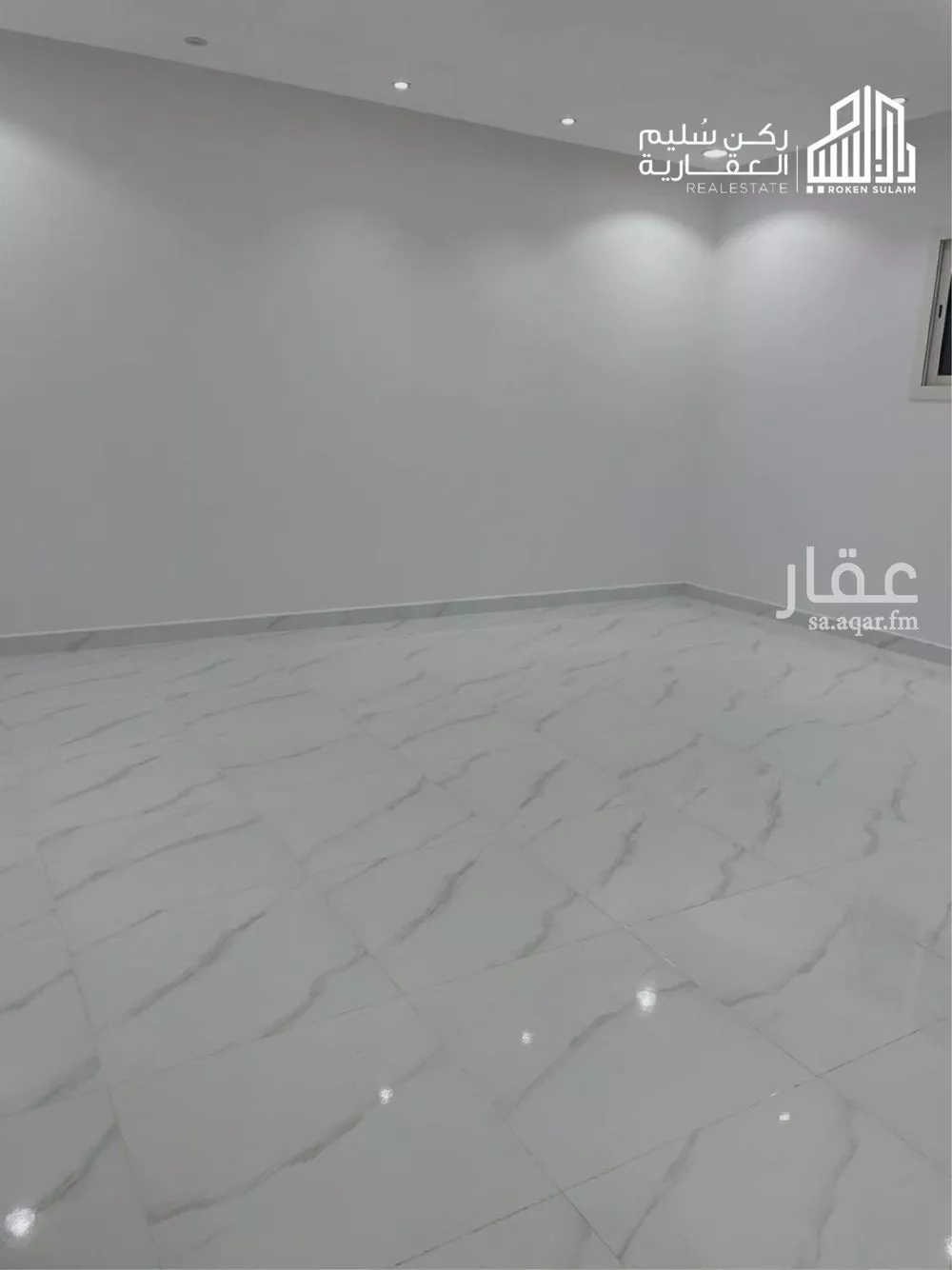 شقة 4 غرف في عريض 5