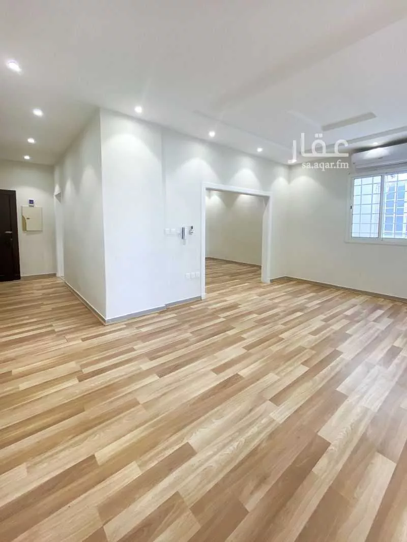 شقة 3 غرف في الملقا 12