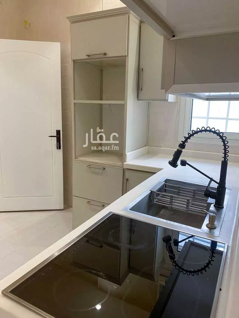 شقة 3 غرف في الملقا 7