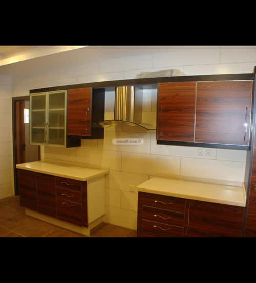 شقة 5 غرف في الروضة 14