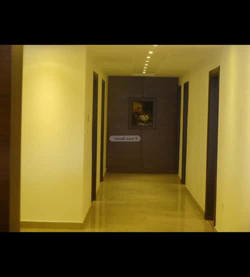 شقة 5 غرف في الروضة 4