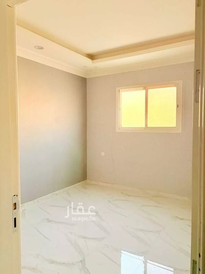 شقة 3 غرف في الملقا 2