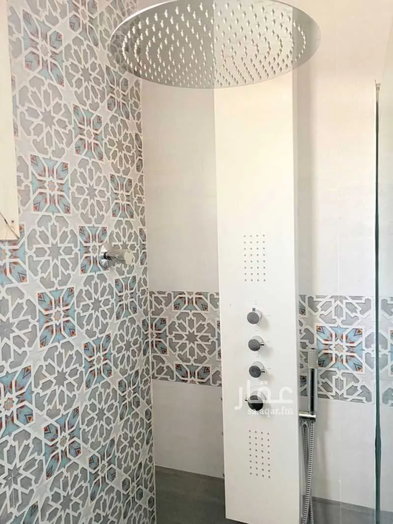 شقة 3 غرف في الملقا 5