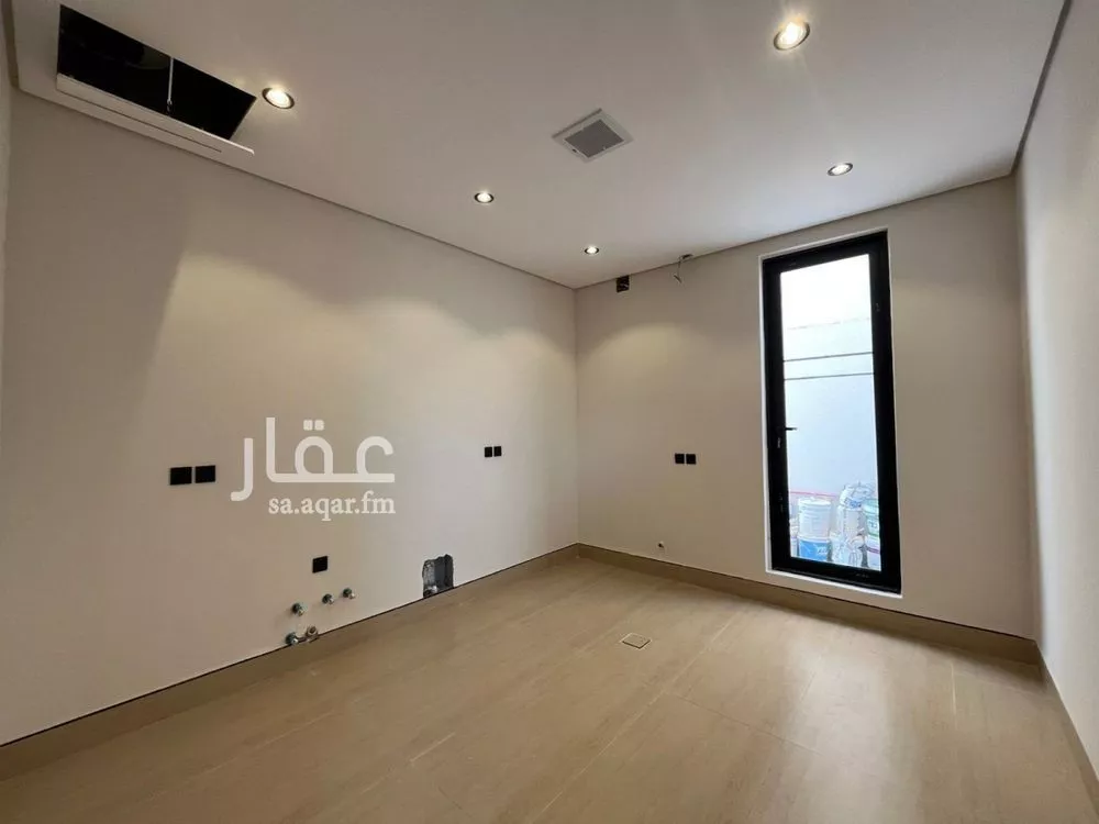 فيلا 4 غرف في المهدية 13