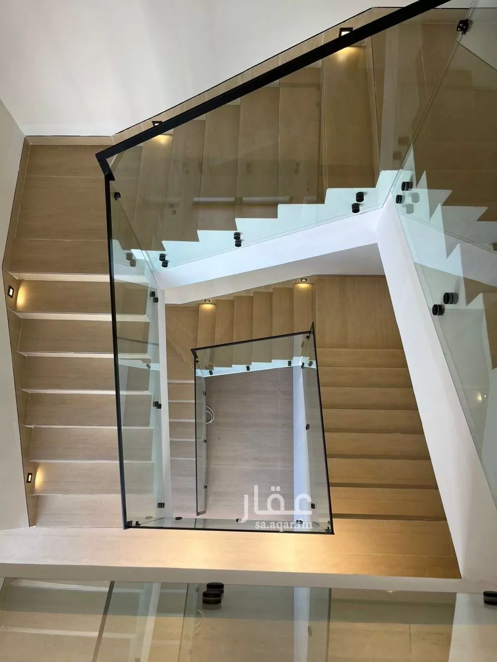 فيلا 4 غرف في المهدية 25