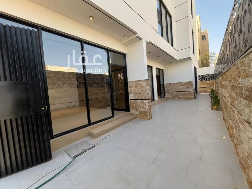 فيلا 4 غرف في المهدية 5