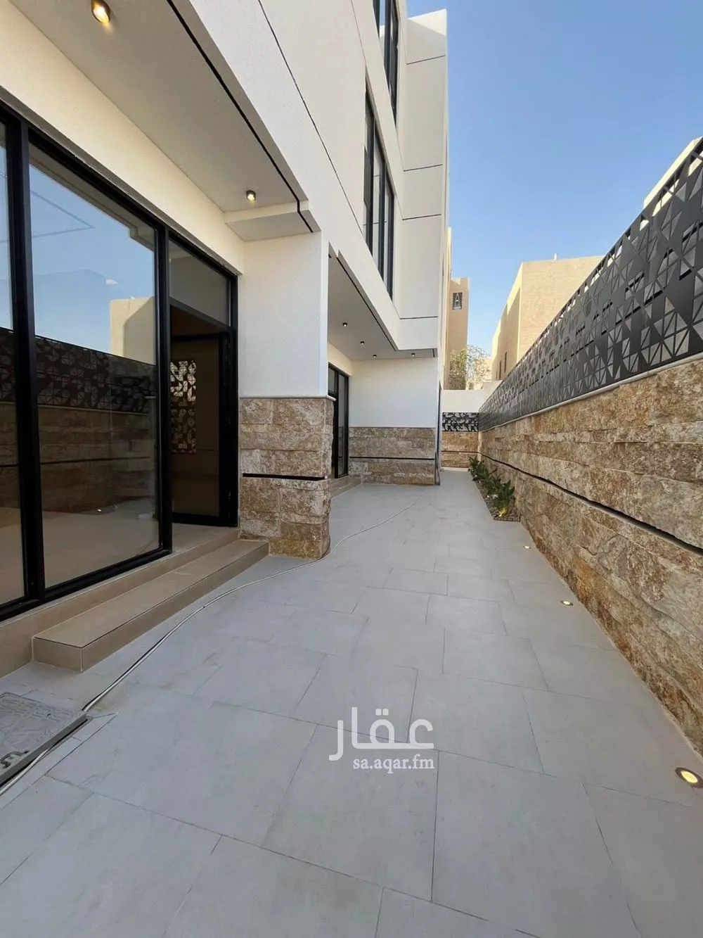 فيلا 4 غرف في المهدية 6