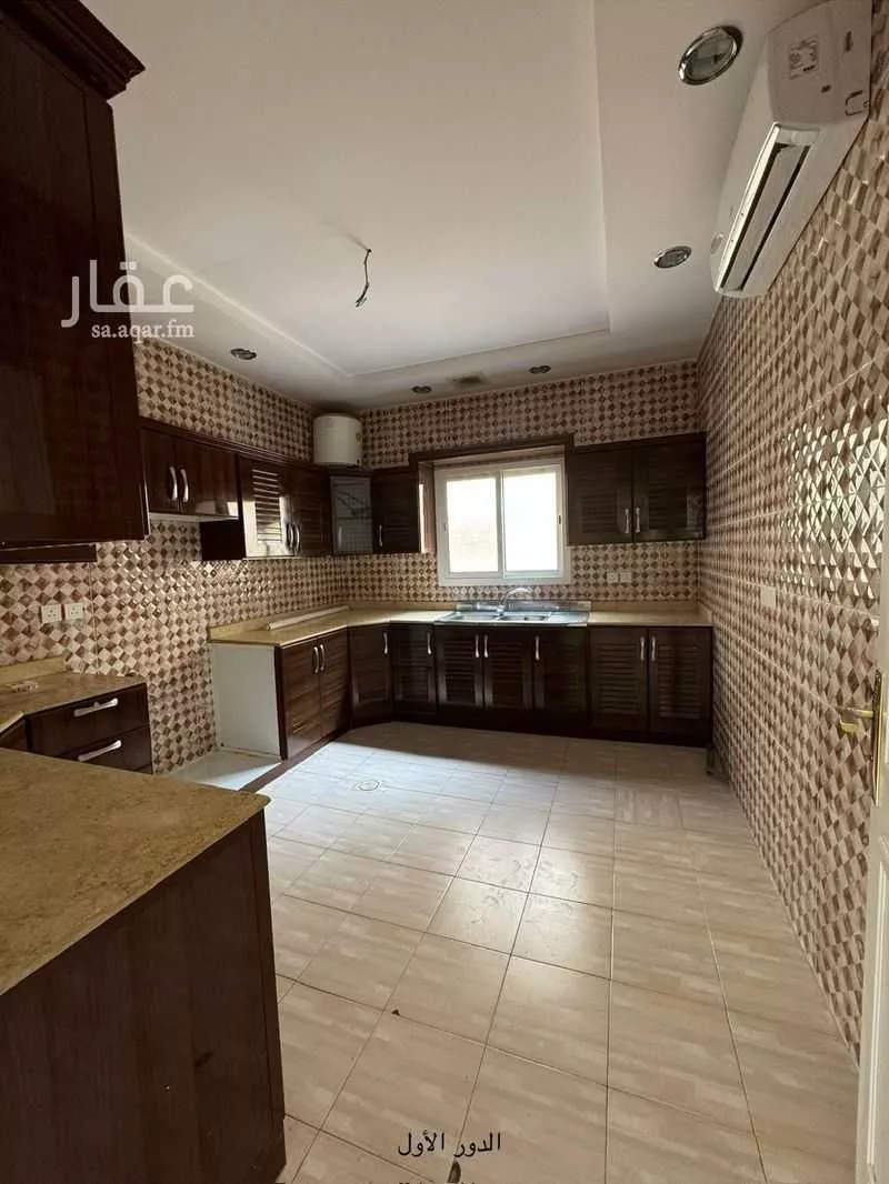 فيلا 7 غرف في الياسمين 5