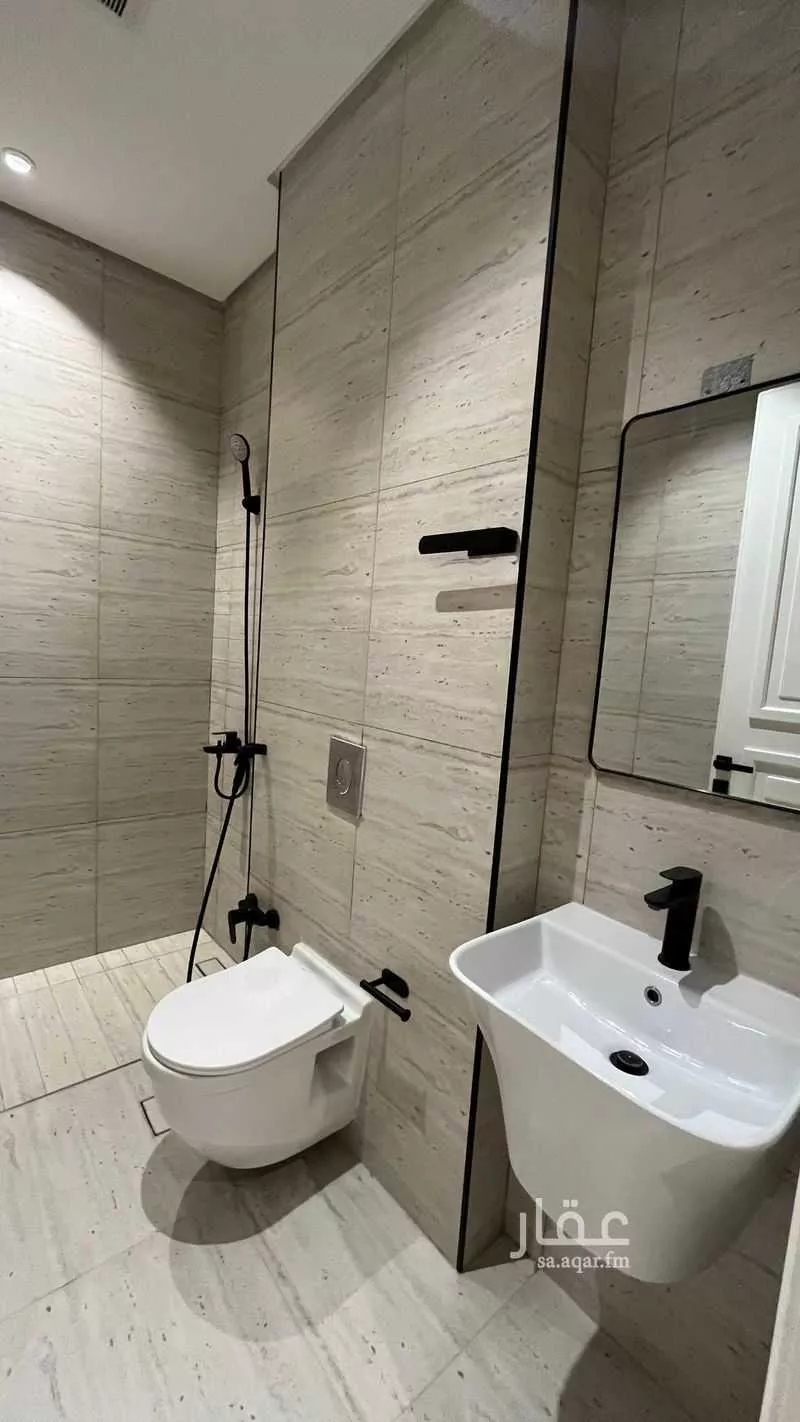 شقة 3 غرف في الملقا 7