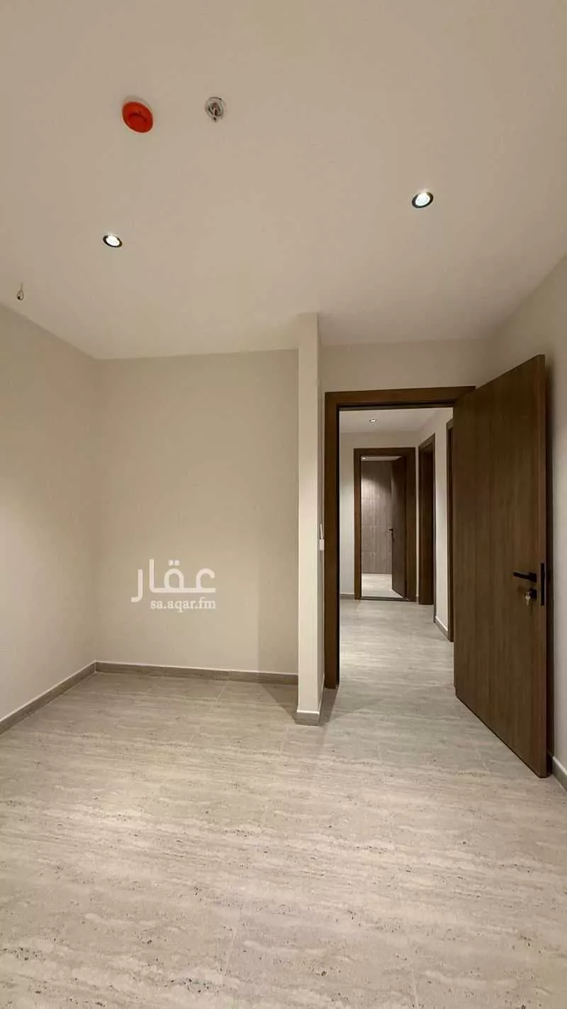 شقة 3 غرف في النرجس 18