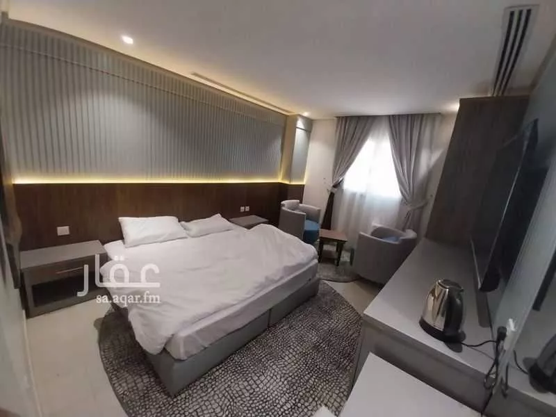 شقة 1 غرف في النخيل 5