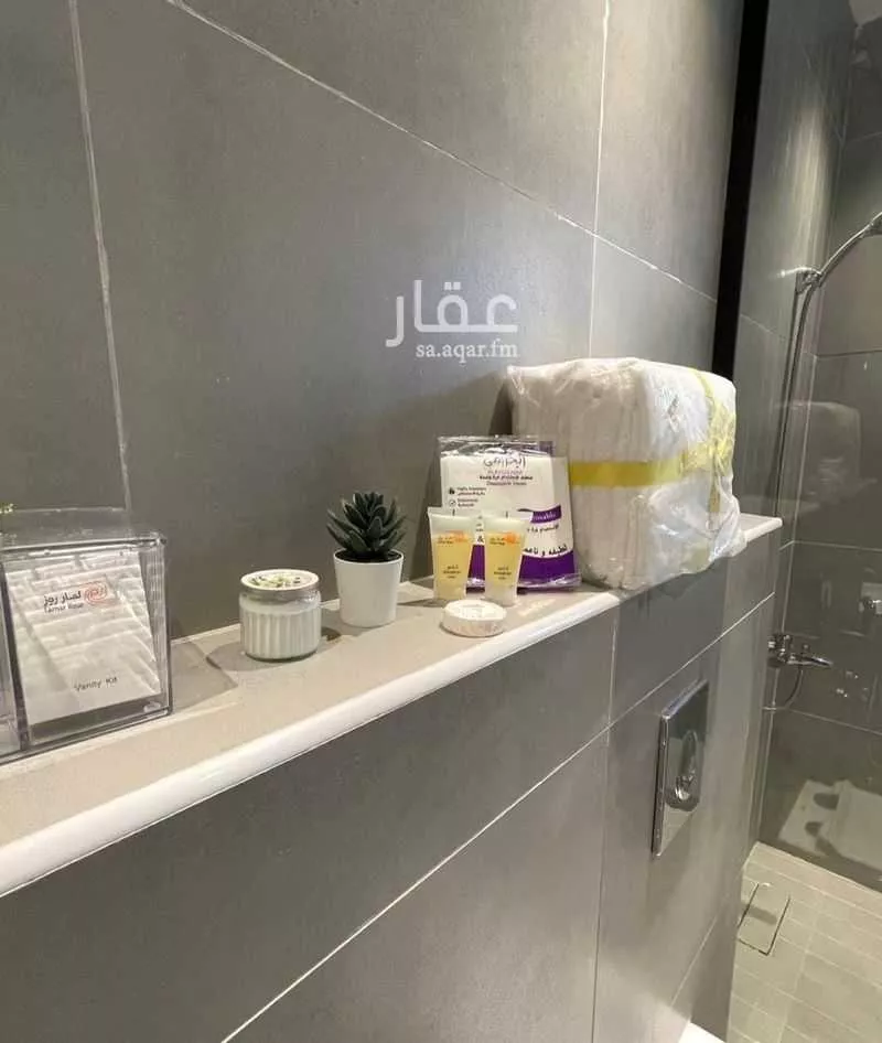 شقة 3 غرف في الملقا 16