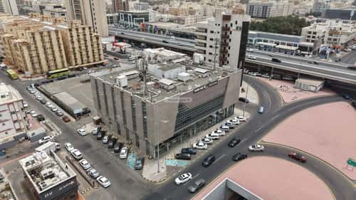 مكتب 4509 م² في السلامة 5