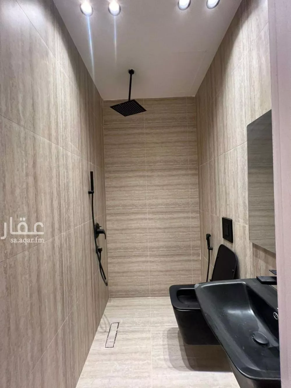 4 bedroom apartment in Al Aridh 15