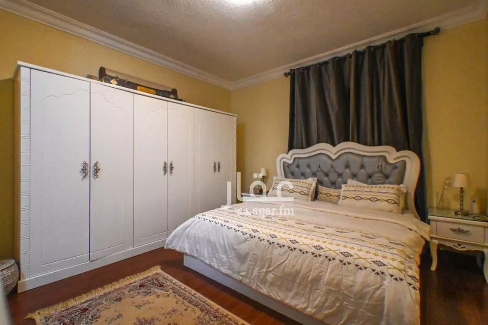 4 bedroom apartment in Al Malqa 2