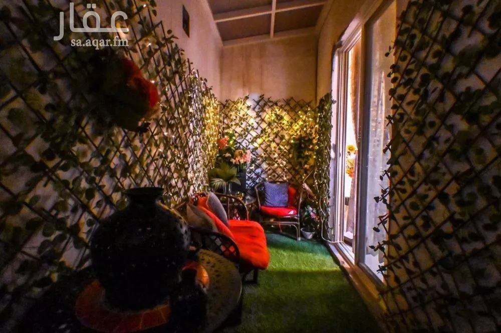 4 bedroom apartment in Al Malqa 9