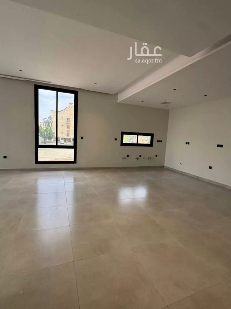 شقة 5 غرف في الروضة 13