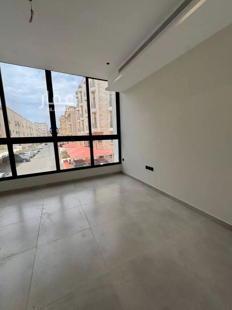 شقة 5 غرف في الروضة 14