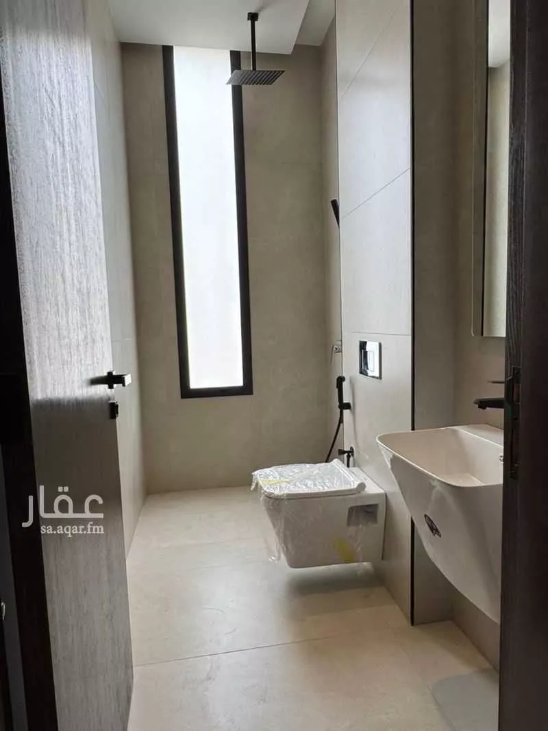 شقة 5 غرف في الروضة 3