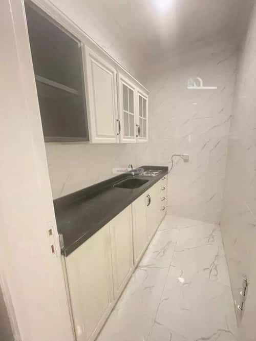 شقة 1 غرف في الملقا 14