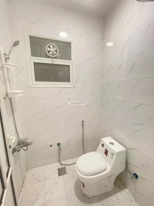 شقة 1 غرف في الملقا 15