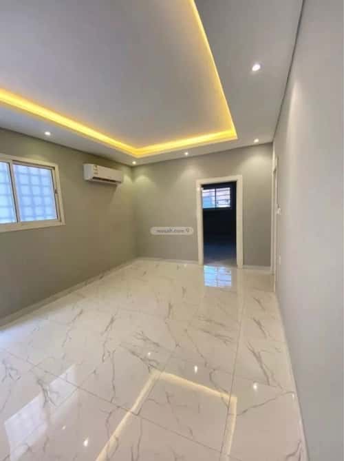 شقة 1 غرف في الملقا 4