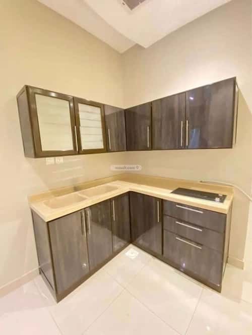 شقة 1 غرف في الملقا 12