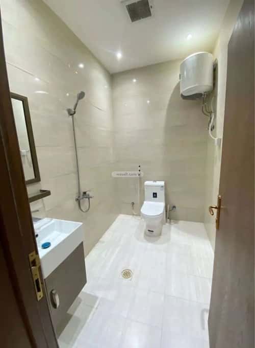 شقة 1 غرف في الملقا 13