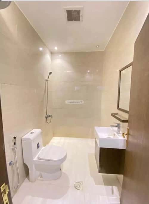 شقة 1 غرف في الملقا 4