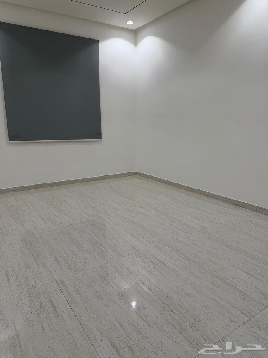 شقة 1 غرف في السعادة 3