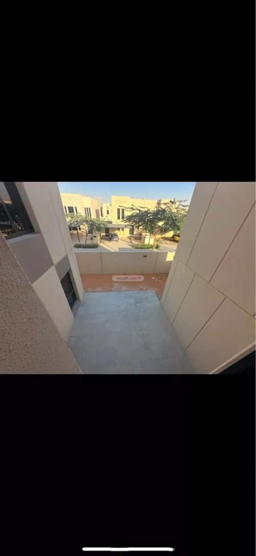 فيلا 6 غرف في سدرة 4