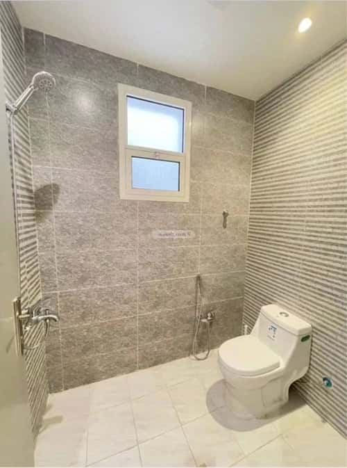 شقة 1 غرف في العقيق 8