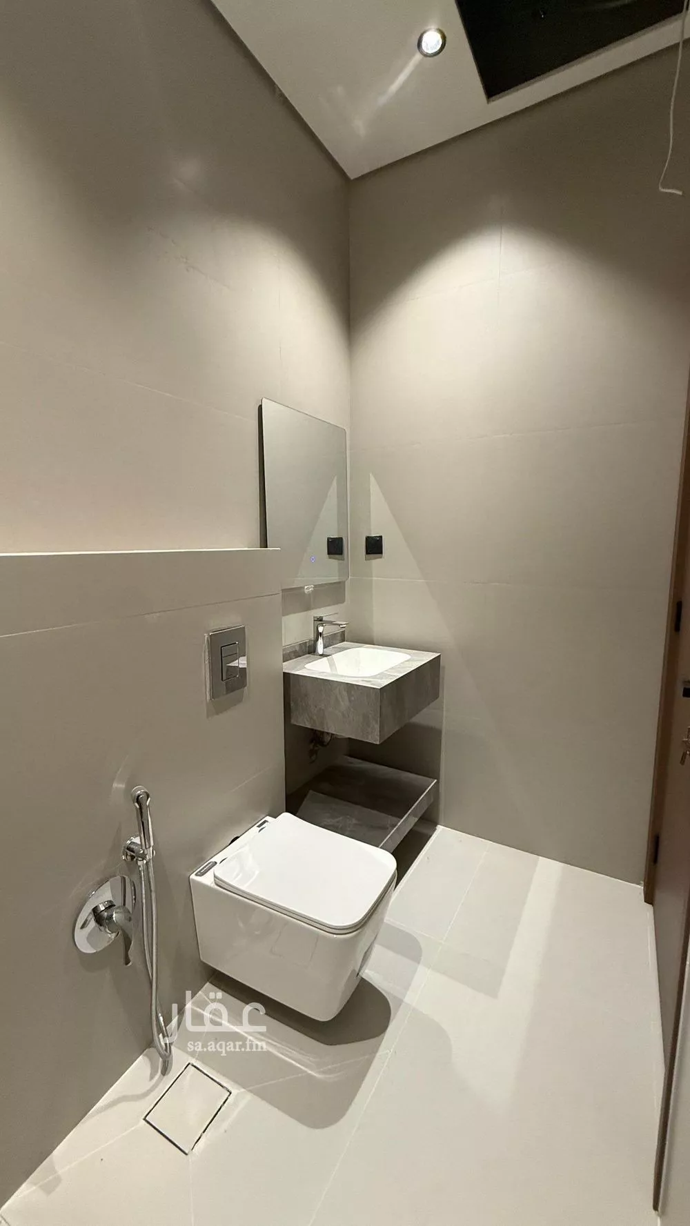 دور 3 غرف في النرجس 18