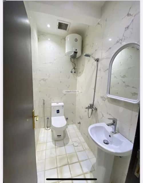 شقة 1 غرف في العقيق 5