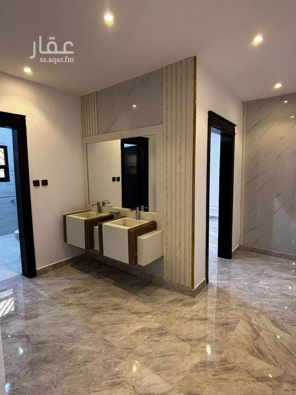 3 bedroom floor in King Faisal 12