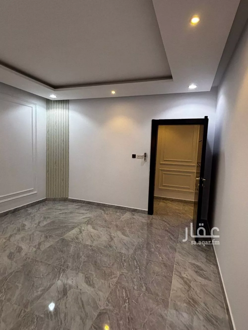 3 bedroom floor in King Faisal 6
