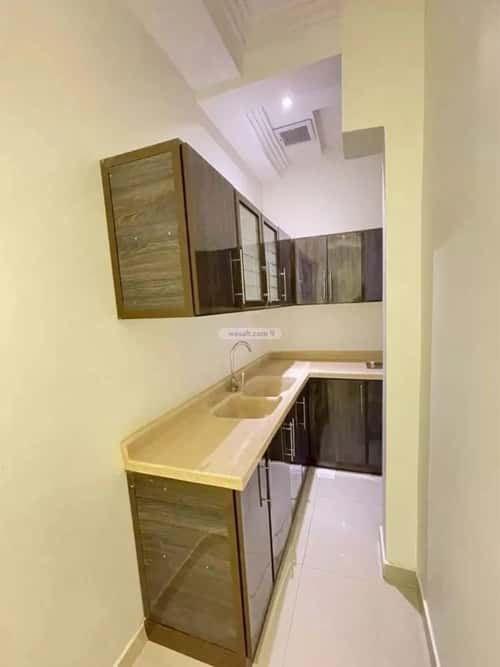 شقة 1 غرف في الملقا 6