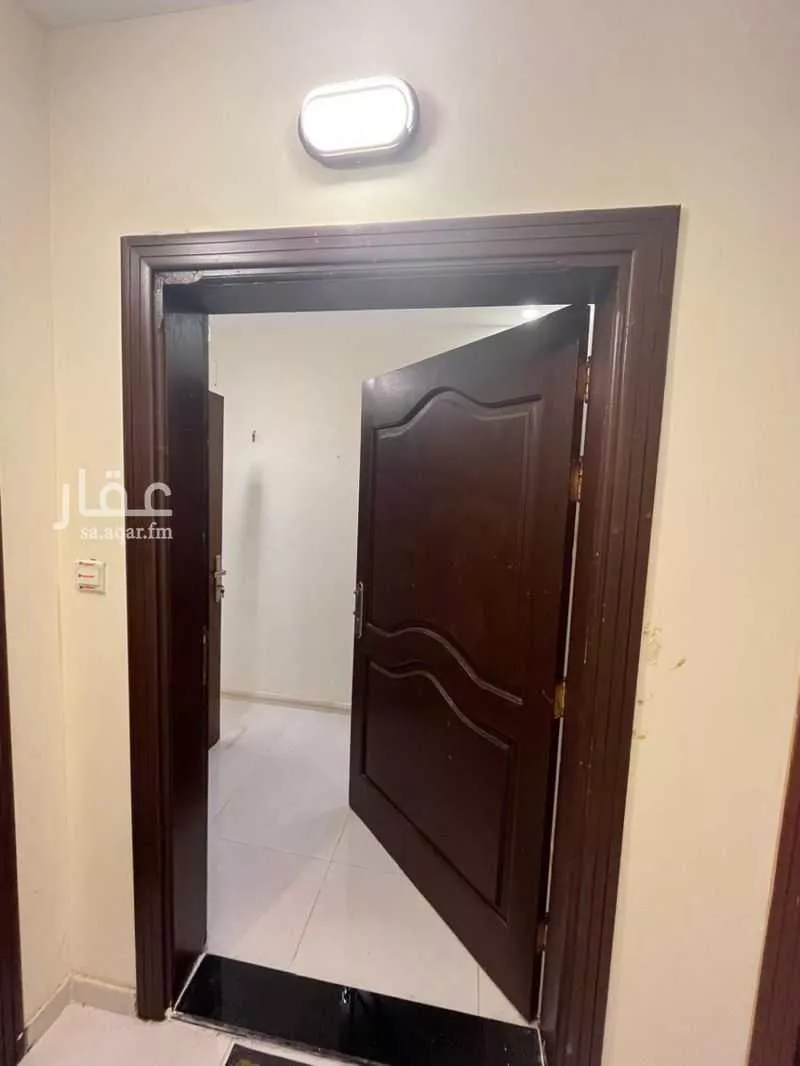 شقة 3 غرف في الصوارى 8