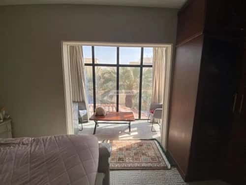 8 bedroom villa in Irqah 3