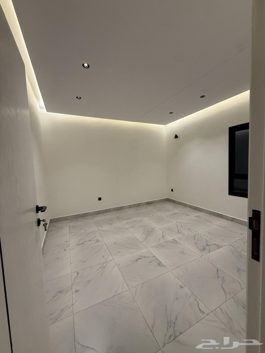 شقة 3 غرف في المروة 8