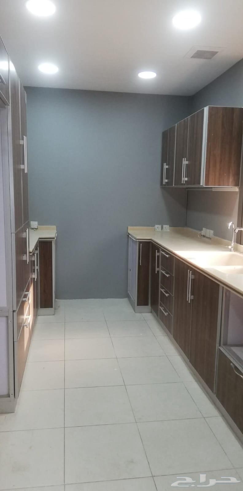 شقة 4 غرف في أبحر الجنوبية 4